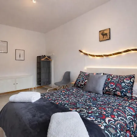 Treparriscos L Cine En Casa L Wifi L Vistas