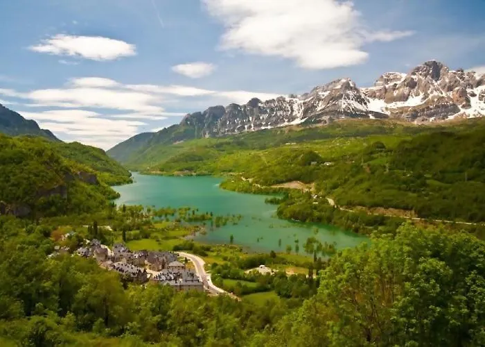 Treparriscos L Cine En Casa L Wifi L Vistas Apartamento Biescas (Aragon)