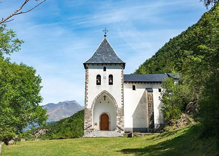 Treparriscos L Cine En Casa L Wifi L Vistas